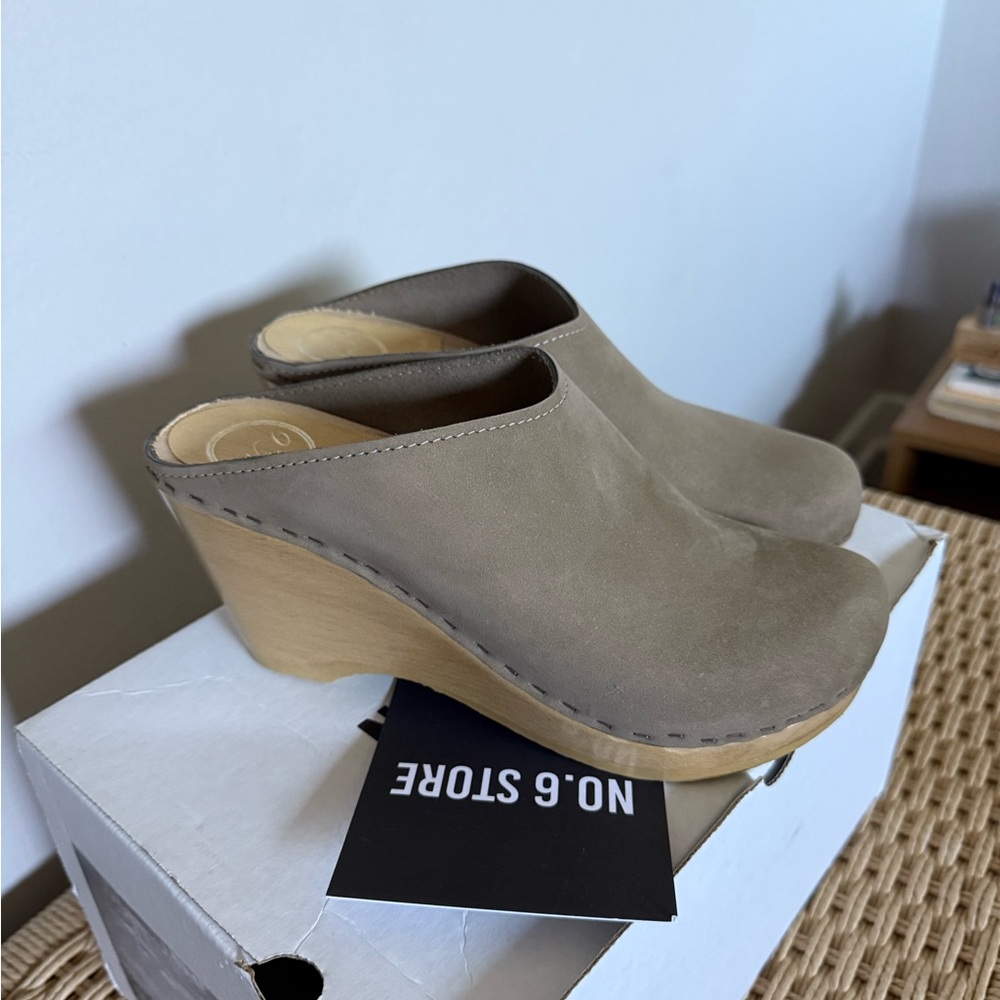 No. 6 New School Clogs in Cloud